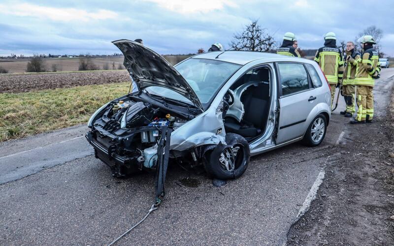 Zwei Pkw kollidierten auf der K1031 am Freitagnachmittag. GB-Foto: SDMG/Dettenmeyer