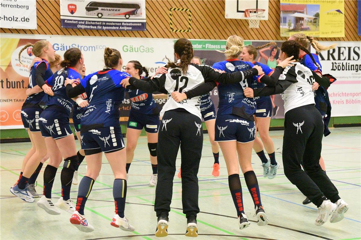 die Kuties Feiern den Derby Sieg  SG H2Ku Herrenberg Kuties vs. TG Nuertingen  D...