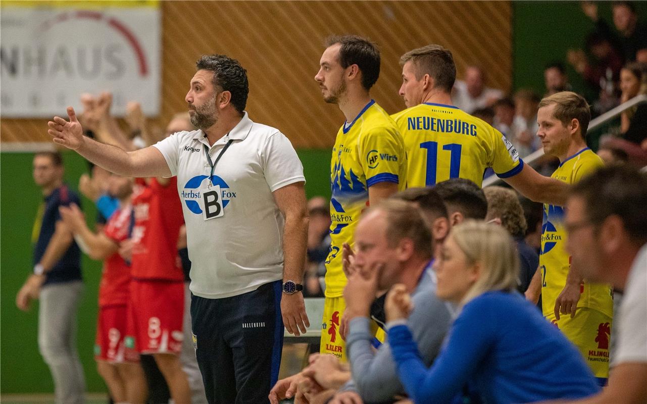 emotionen, Erkan Oez (Trainer HC Neuenbuerg), SG H2Ku Herrenberg - Neuenbuerg 20...