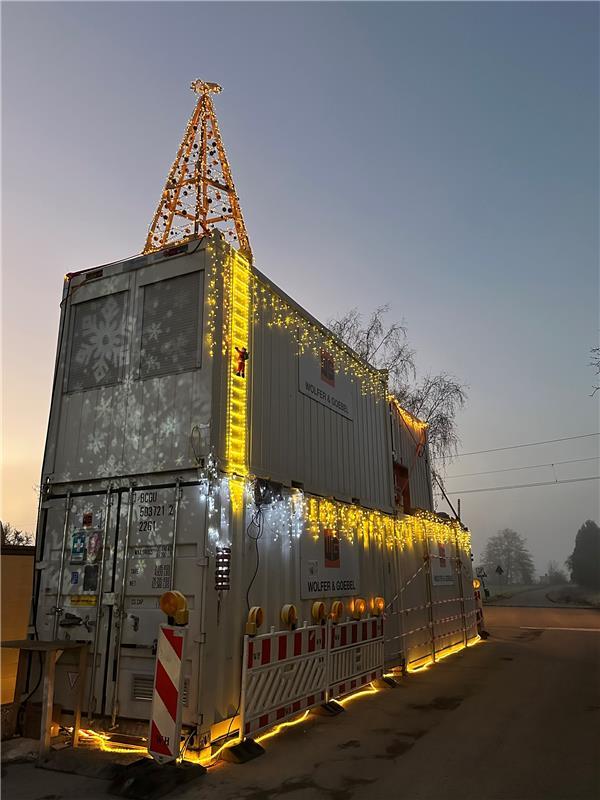 für Insta verwendet. Weihnachtliche Stimmung auf der Baustelle.  Von Anja Schnot...