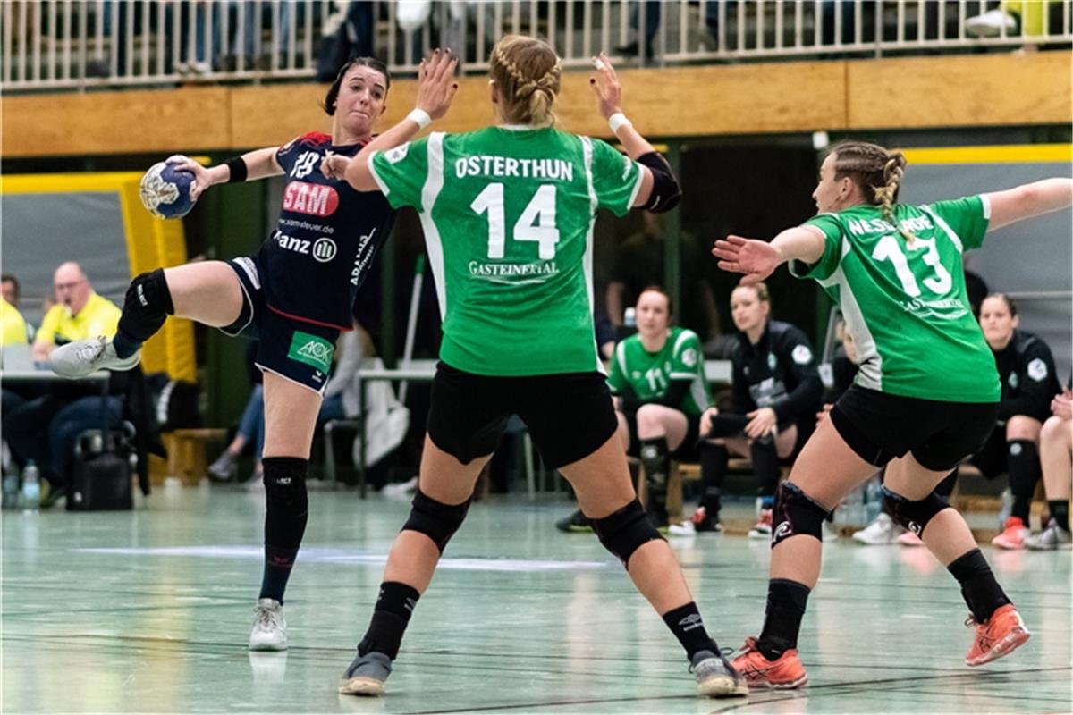 v.li. Lea Neubrander (SG H2Ku Herrenberg Kuties #18)h, Nele Osterthun (SV Werder...