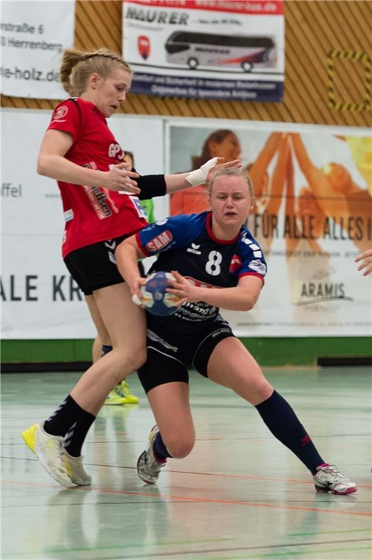 v.li.  Madita Jess (TSV Nord Harrislee #27), Aylin Bok (SG H2Ku Herrenberg Kutie...