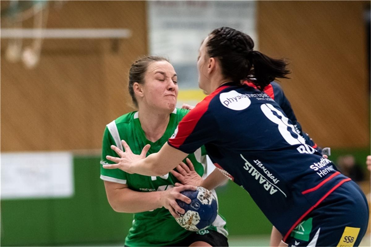 v.li. Rabea Nesslage (SV Werder Bremen #13), Laureen Kappus(SG H2Ku Herrenberg K...