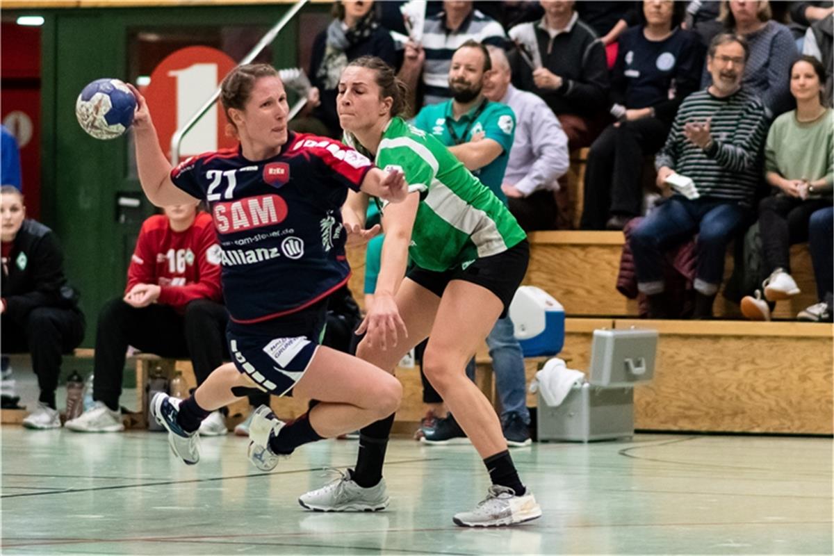 v.li. Saskia Putzke (SG H2Ku Herrenberg Kuties #21)h, Lena Janssens (SV Werder B...